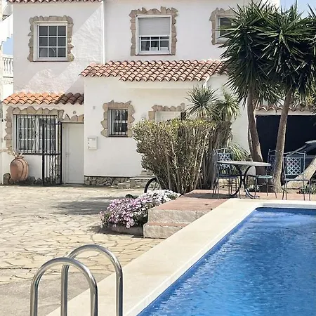 Holiday home Valira 20d - Belle Avec Piscine Et Amarre Empuriabrava
